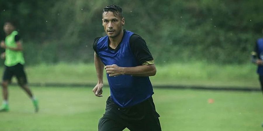 Termasuk Raphael Maitimo, PSIM Yogyakarta Lepas 11 Pemainnya