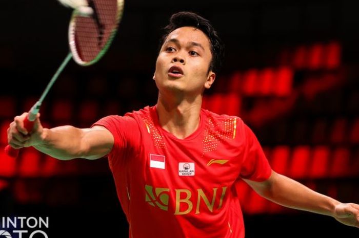 Pemain tunggal putra Indonesia, Anthony Sinisuka Ginting, saat tampil pada Thomas Cup 2021 melawan Thailand pada penyisihan grup A di Ceres Arena, Aarhus, Denmark, Senin (11/10/2021).