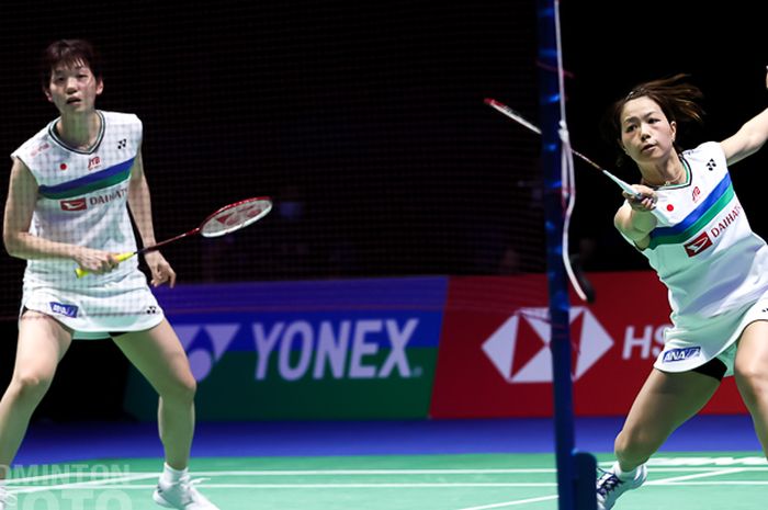 Pasangan ganda putri Jepang, Yuki Fukushima/Sayaka Hirota, pada babak semifinal All England Open 2021 di Utilita Arena Birmingham, Inggris, Sabtu (20/3/2021).