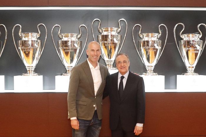Zinedine Zidane resmi kembali melatih Real Madrid hingga tahun 2022 mendatang.