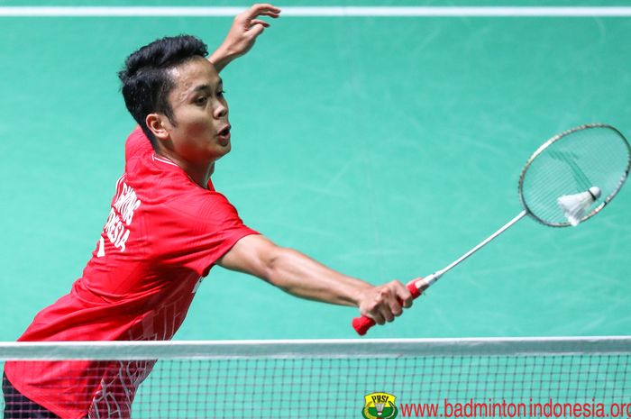 Anthony Sinisuka Ginting saat berhadapan dengan Lee Zii Jia (Malaysia) pada babak pertama French Open 2019 di Paris Coubertin Stadium, Prancis, Selasa (22/10/2019).