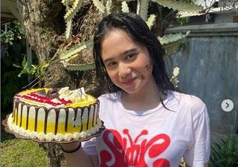 Intip Momen Ultah Tissa Biani, Dapat Kue Hingga Lemparan Tepung!