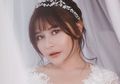 Tanpa Pakai Bikini Seksi, Tampilan Prilly Latuconsina Pakai Floral Dress Saat di Pantai Justru Mencuri Perhatian!