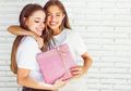 Pilihan Hadiah Makeup Lebaran untuk Sahabat dan Keluarga, Lihat Yuk!