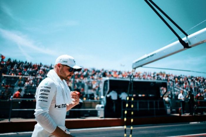 Pembalap Mercedes, Valtteri Bottas usai melakoni sesi balapan F1 Kanada 2019, Minggu (9/6/2019)