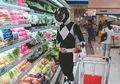 Anti APD, APD Club, Cowok Ini Belanja Pakai Kostum Power Ranger Hitam, Ya Viral!