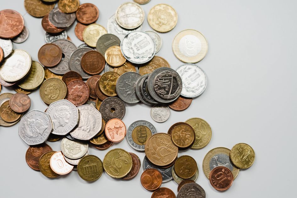 Uang Koin Rp 500 Senilai Puluhan Juta Jatuh Dari Bagasi Bus Di Ciamis,  Warga Ogah Ambil Kesempatan Dalam Kesempitan Dan Pilih Lakukan Hal Ini