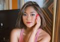 Intip Komentar Kocak Netizen Kala Melihat Marion Jola Berjoget Tik Tok Pakai Kemben Hitam Seksi!
