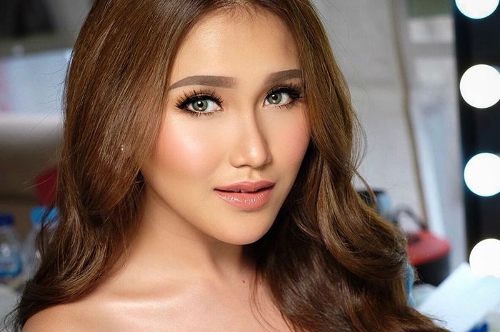 Ayu Ting Ting
