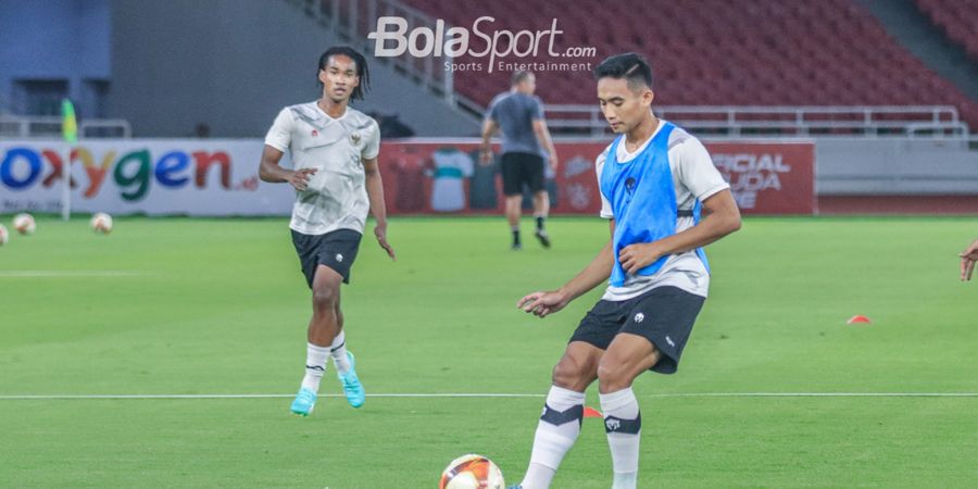 Kapten Timnas U-22 Indonesia Berikan Doa untuk Ronaldo Kwateh yang Masih Dibalut Cedera