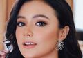 Tanya Pendapat Netizen Soal Gunting Poni, Penampilan Amanda Rawles Jadi Sorotan!