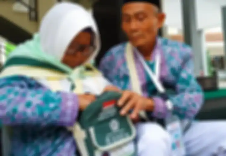 19 Tahun Menabung Rp10 Ribu Sehari, Sepasang Buruh Tani Akhirnya Bisa 'Naik' Haji: Saya Ingin Berdoa Agar Hidup Saya Jangan Susah Amat