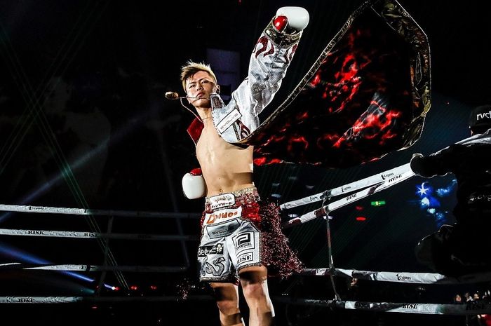 Jagoan Kickboxing asal Jepang, Tenshin Nasukawa ternyata pernah ditaksir UFC.