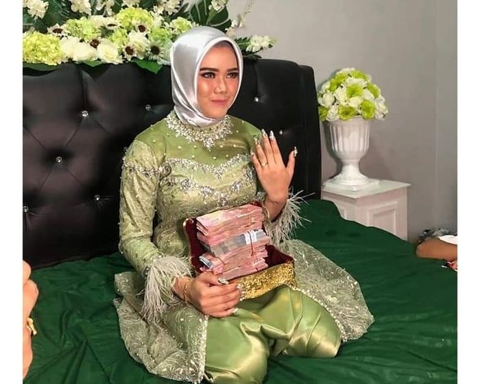 Lin Ariska Sharir.