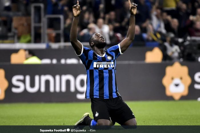 Striker Inter Milan, Romelu Lukaku, mencetak satu gol ketika melawan Brescia pada Rabu (30/10/2019) di Stadion Mario Rigamonti.