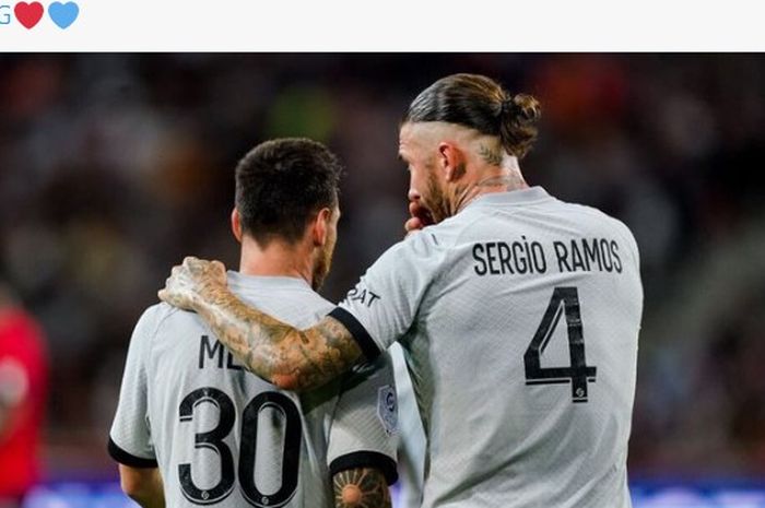 Dua megabintang Paris Saint-Germain, Lionel Messi (30) dan Sergio Ramos (4), harus menerima nasib kontrak elitenya ditahan karena kondisi keuangan klub.