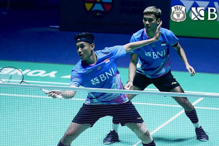 Pasangan ganda putra Indonesia, Muhammad Shohibul Fikri/Bagas Maulana, pada babak pertama French Open 2024 di Adidas Arena, Rabu (6/3/2024).