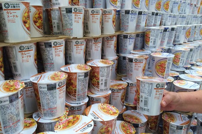 Terlihat Praktis, Mie Instan dengan Kemasan Cup Ternyata Lebih