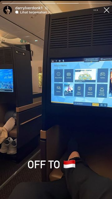 Kakak dari Calvin Verdonk yang menunjukkan tengah on the way (otw) atau menuju Indonesia.