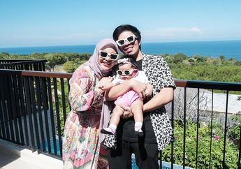 Stok ASI Aurel Hermansyah untuk Ameena Penuh Satu Kulkas! Atta Halilintar Syok Tapi Perkirakan Hal Tak Terduga Ini Jadi Pemicunya, 'ASI Booster yang Paling Mantap'