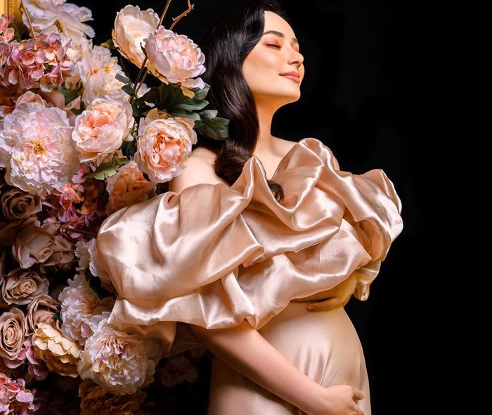 Asmirandah tengah hamil 3 bulan.