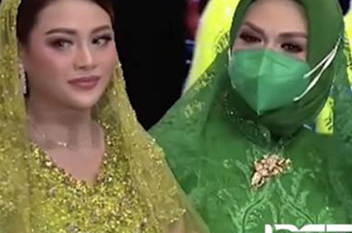 Berlinang Air Mata, Krisdayanti Hanya Minta Satu Hal Ini Berlinang Air Mata, Krisdayanti Hanya Minta Satu Hal Ini