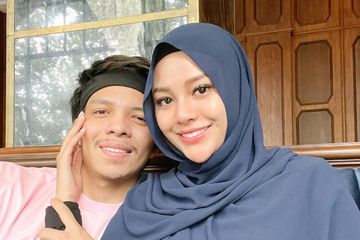 Disebut Bumil Ganjen, Lihat Tampilan Mama Nur Joget Bareng Atta ...