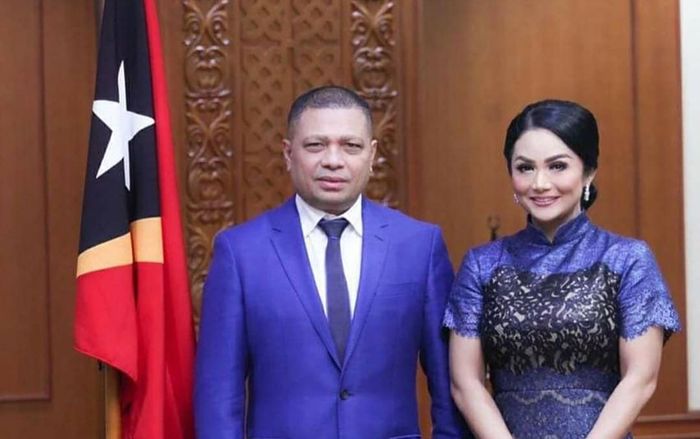 Raul Lemos dan Krisdayanti