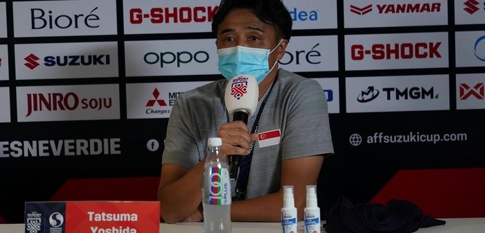 Pelatih timnas Singapura,  Tatsuma Yoshida.