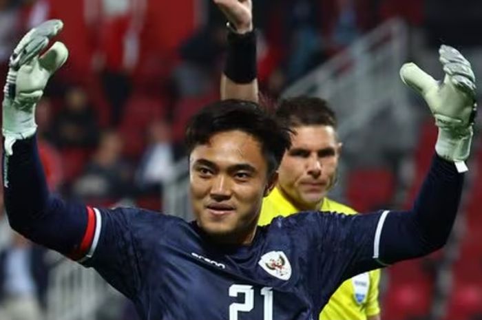 Kiper Timnas U-23 Indonesia Ernando Ari Sutaryadi dihukum kartu kuning setelah berjoget di depan lawannya dari Korea Selatan yang gagal dalam penalti pada perempat final Piala Asia U-23 2024.