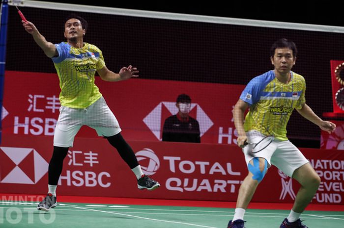 Pasangan ganda putra Indonesia, Mohammad Ahsan/Hendra Setiawan, pada semifinal BWF World Tour Finals 2020 di Impact Arena, Bangkok, Sabtu (30/1/2021).