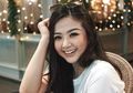 Foto Cantiknya Terpampang di Belakang Bak Truk, Presenter Ini Berikan Reaksi Mengejutkan: Kenapa Harus Pakai Muka Aku!