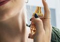 Jarang Disadari, Ternyata Kebiasaan Ini Bisa Membuat Aroma Parfum Cepat Hilang