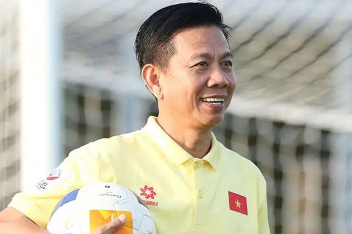 Pelatih Timnas U-23 Vietnam, Hoang Anh Tuan.