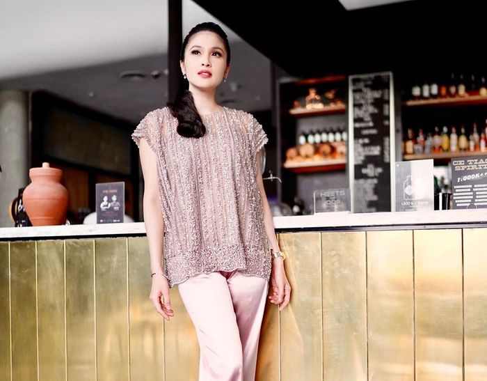 Sandra Dewi