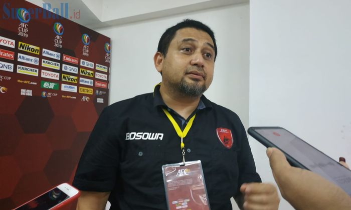 CEO PSM Makassar, Munafri Arifuddin, saat menjawab pertanyaan wartawan di Mixed Zone Stadion Pakansari, Kabupaten Bogor, Selasa (30/4/2019).