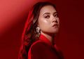 Asyik Bikin Video Tik Tok, Lekuk Tubuh Aduhai Marsha Aruan Pakai Baju Ketat Seksi Justru Bikin Salfok!