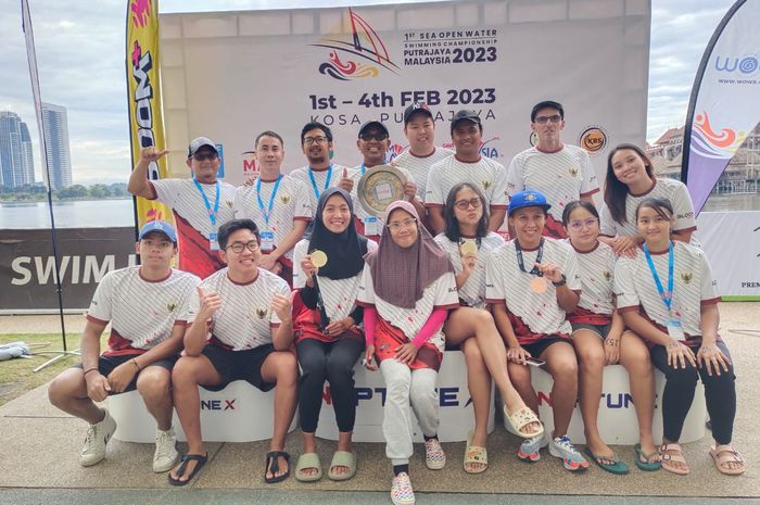 Tim Renang Perairan Terbuka Indonesia dalam ajang 1st SEA Open Water Swimming Championship 2023