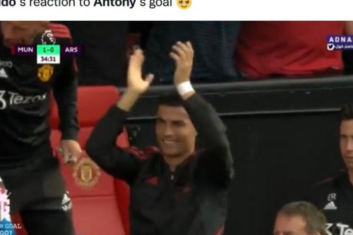 Reaksi Cristiano Ronaldo saat Antony mencetak gol untuk Manchester United.