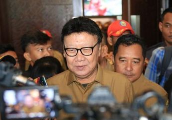 Daftar Pejabat Terkonfirmasi Virus Corona Covid-19 Bertambah, 3 Keluarga Mendagri Tjahjo Kumolo Positif Jadi Pasien: Mohon Doanya!