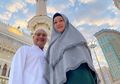 Tak Lagi Pakai Hijab Syar'i, Tampilan Maia Estianty Pakai Hijab Lilit Saat ke Madinah Justru Curi Perhatian!