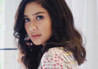 Pamer Punggung Mulus, Tampilan Seksi Mikha Tambayong Pakai Backless Top Justru Curi Perhatian!