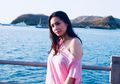 Kunjungi Kedutaan Besar RI di Praha, Nagita Slavina Justru Kepergok Pakai Tas Selempang Seharga Rp217 Juta!