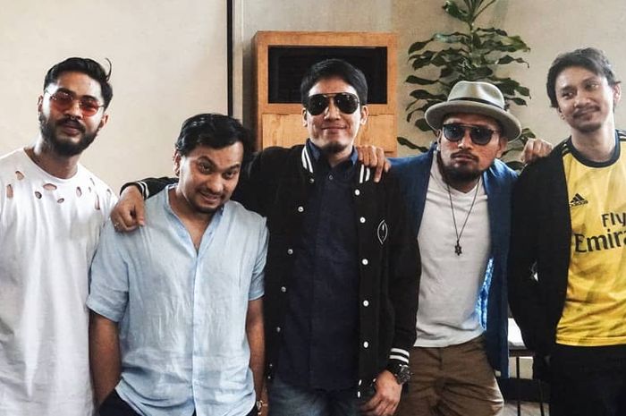 Hasil gambar untuk pretty boys