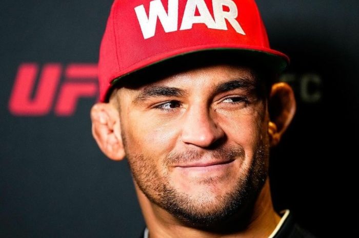 Petarung kelas ringan, Dustin Poirier, mengaku menjagokan Conor McGregor dalam pertarungan dua jagoan yang pernah dipecundanginya