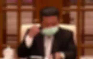 Infusnya Menggunakan Botol Bir dan Jarum Suntik Bekas yang Berkarat Masih Dipakai, Korea Utara Tolak Bantuan Vaksin dan Anjurkan Warga Kumur Air Garam untuk Atasi Covid-19