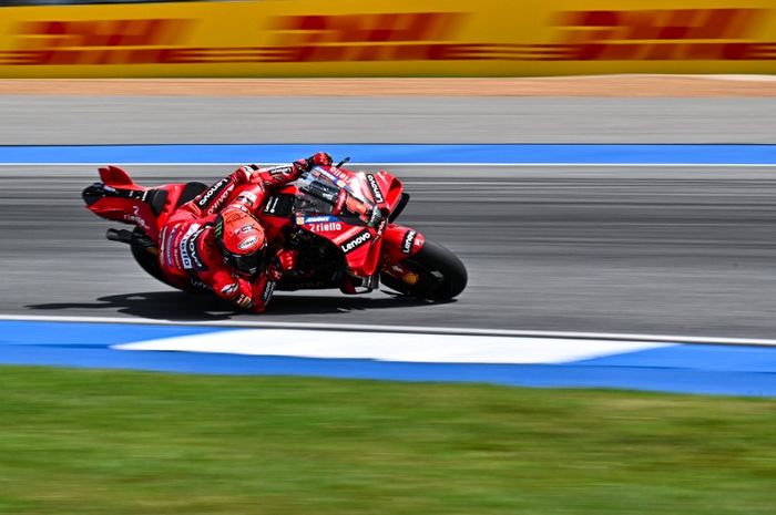 Update Klasemen MotoGP 2023 - Francesco Bagnaia Masih Disayang Tuhan Walau Jorge Martin Menang Balapan francesco bagnaia ducati lenov 20231027095536