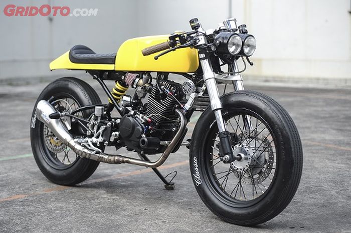 Honda Tiger Jadi Cafe Racer Cangkok Gaya Ducati Sport 