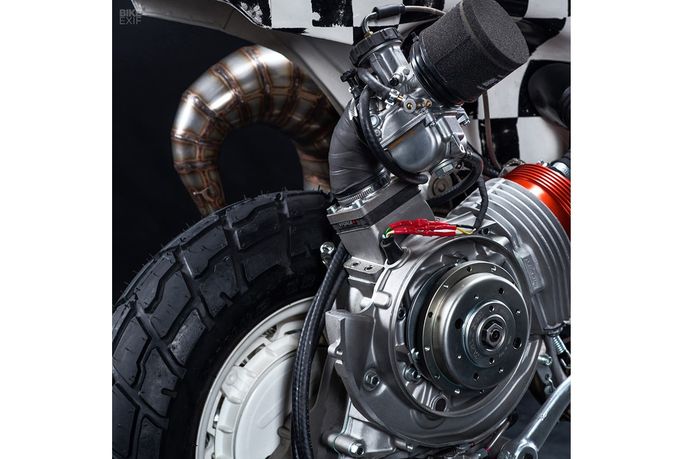 Mesin juga mendapat beberapa oprekan