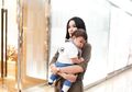 Ajak Anak Ziarah ke Makam Kakek, Wajah Anak Sandra Dewi Jadi Sorotan